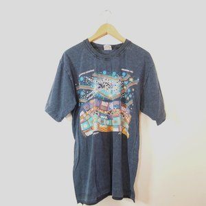 VINTAGE Australia T Shirt Medium Blue Art Aboriginal Kangaroo Dreaming Goose 90s
